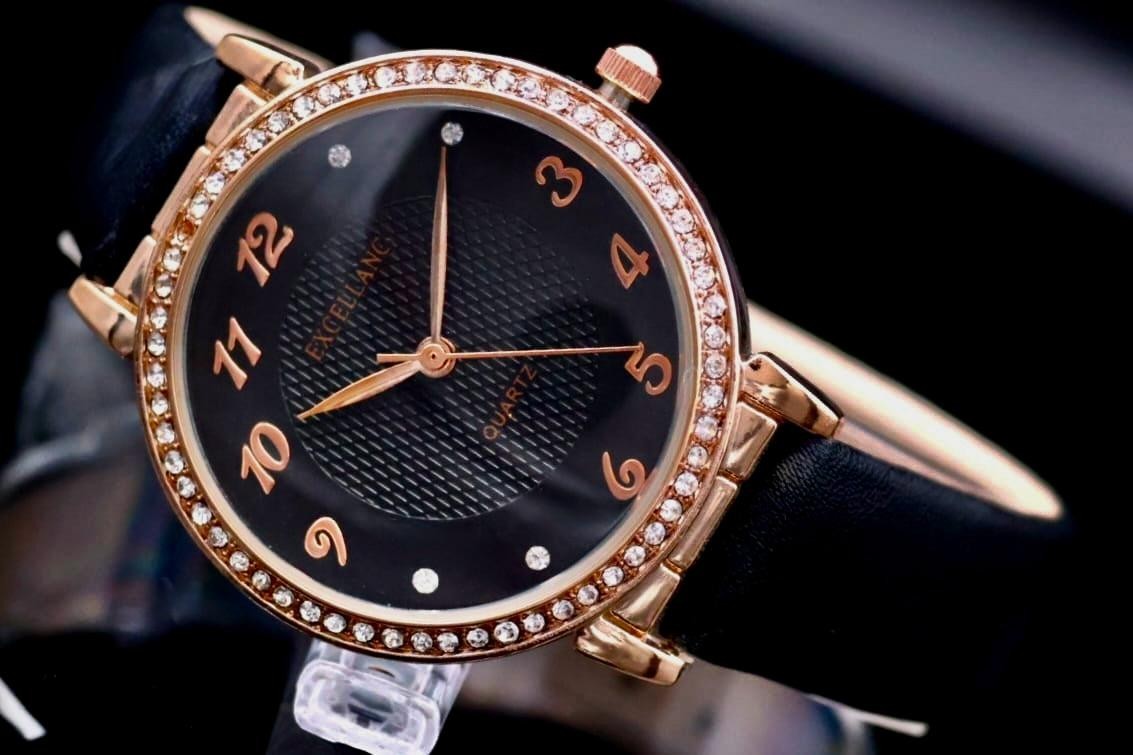 Excellanc Damen Frauen Armband Uhr Schwarz Roségold Farben Damenuhr Strass Slim1