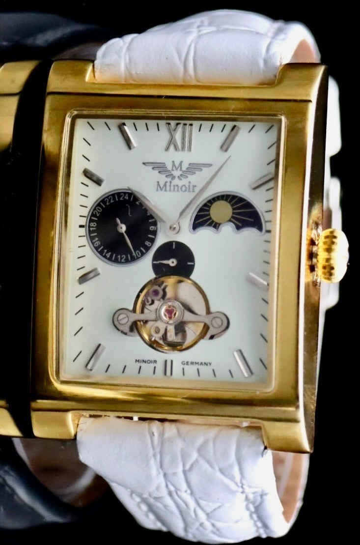 Klassische Herren Uhr Automatikuhr Armbanduhr Minoir Lederband B-WARE0