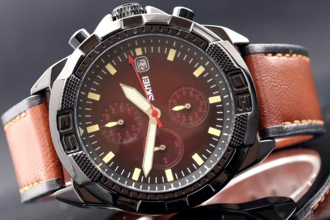 SKM - HERRENUHR - SPORT DESIGN - DATUM - CHRONOGRAPH - LEDER - NEU - 48MM1