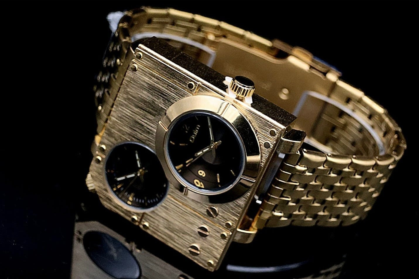 Edle XL Watch Herren Armband Uhr Dual Timer Schwarz Gold Farben Herrenuhr NEU1