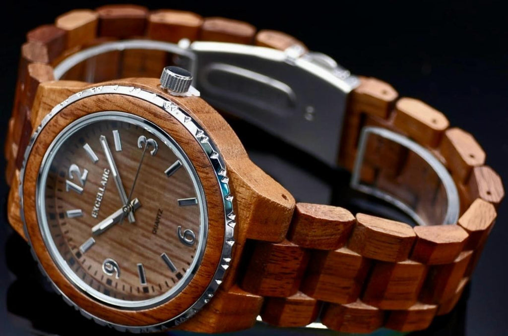 Excellanc  Damen Herren Unisex Holz Armband Uhr Braun Silber Farben Walnussholz1