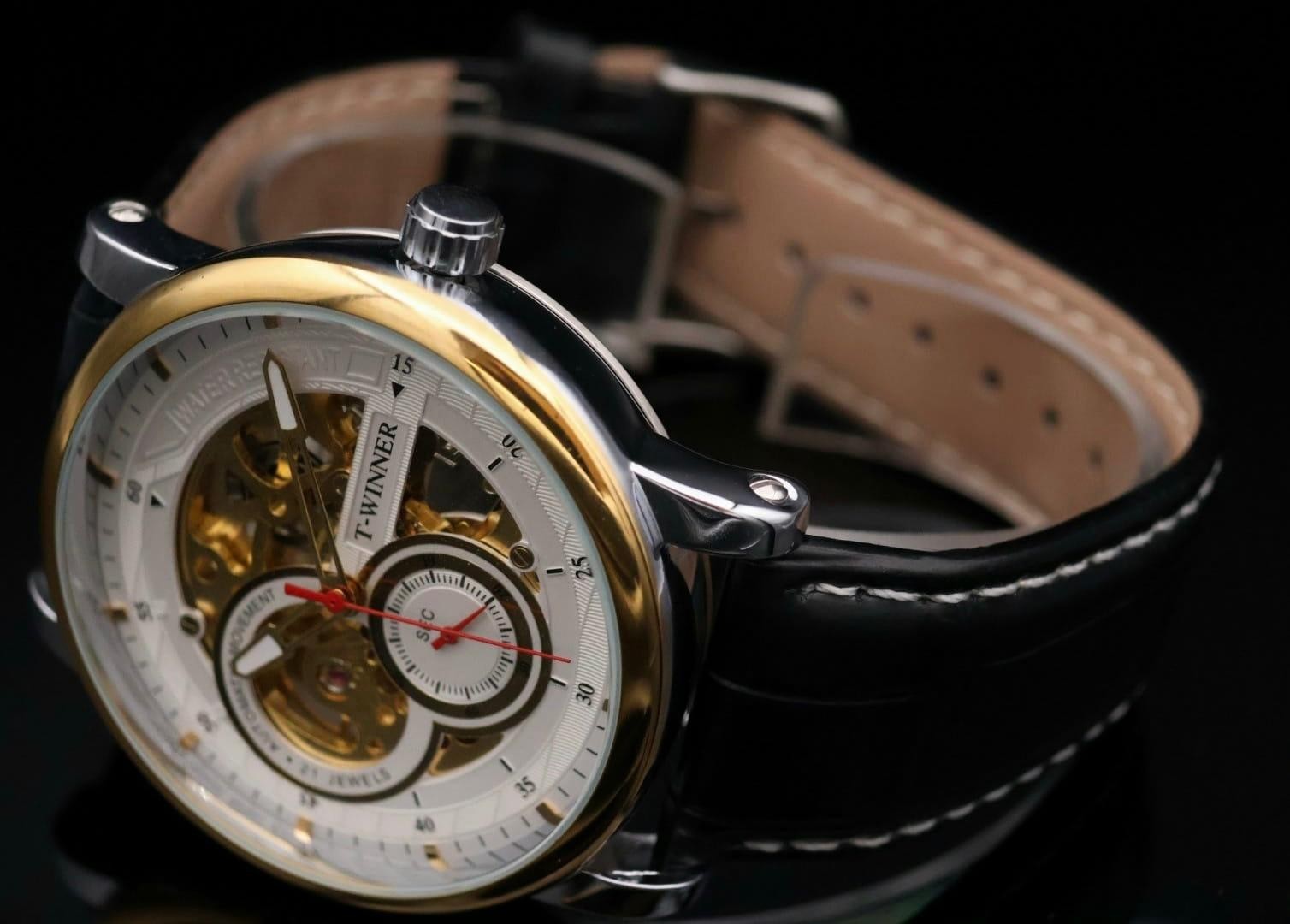 Winner Herren Männer Uhr Automatik Armbanduhr Weiß Schwarz Farben, offene Unruh1