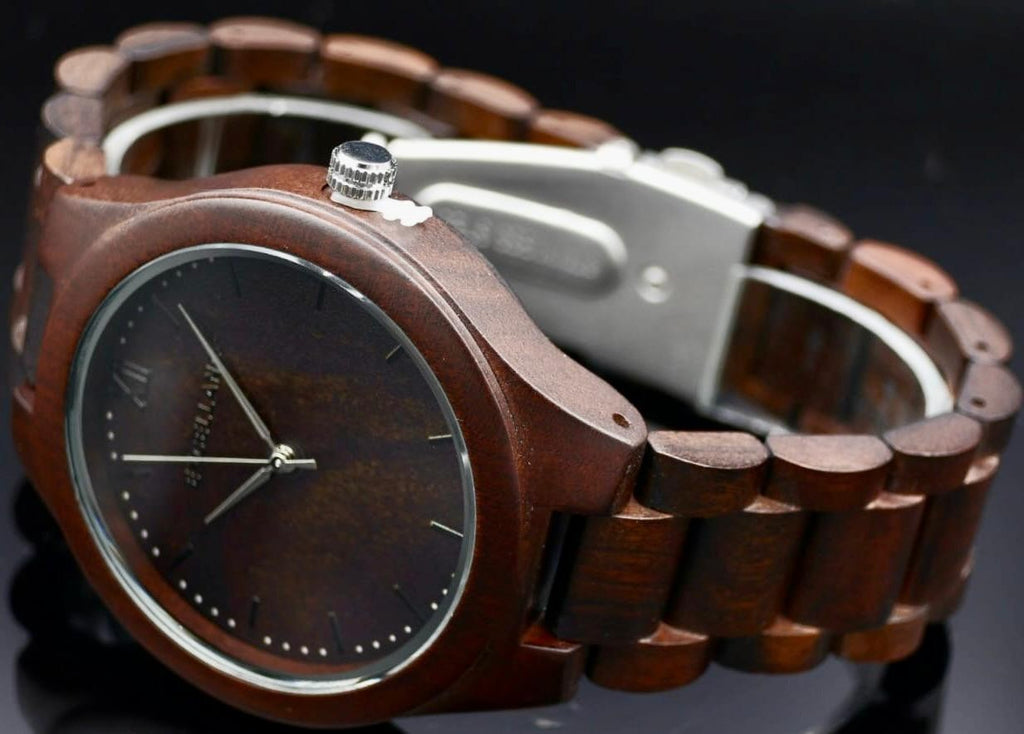 Excellanc Herren Männer Holz Armband Uhr Holzfarbe Herrenuhr aus Walnussholz1