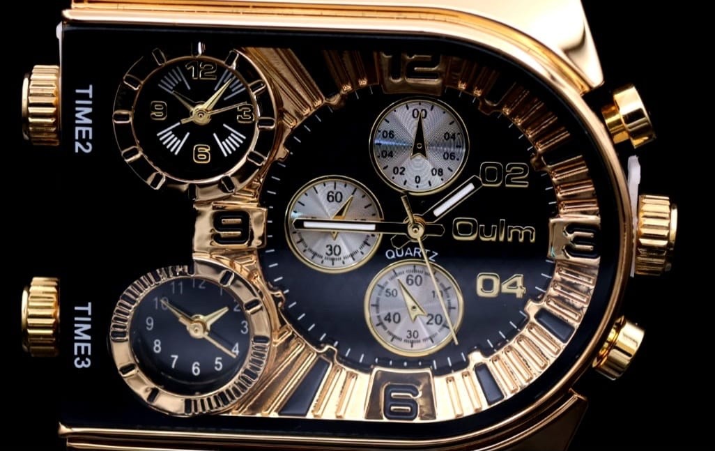 XL Herren Männer Uhr 3 Uhrwerke Schwarz Gold Farben Herrenuhr im Chrono Look NEU2