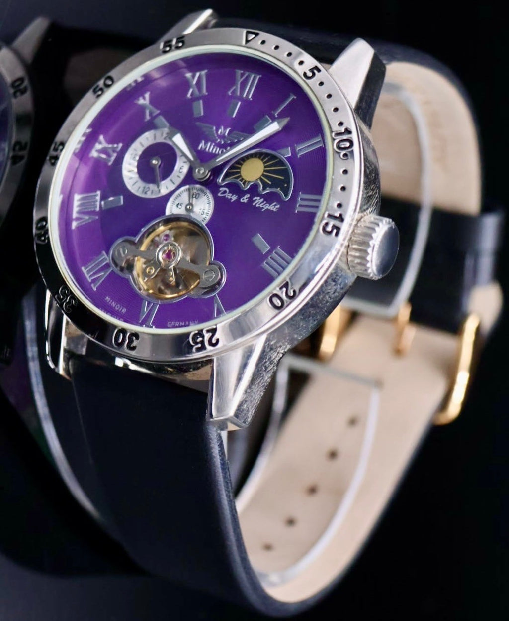 Schicke Herren Uhr Automatik Armbanduhr Minoir Herrenuhr Flieder mit Lederband0