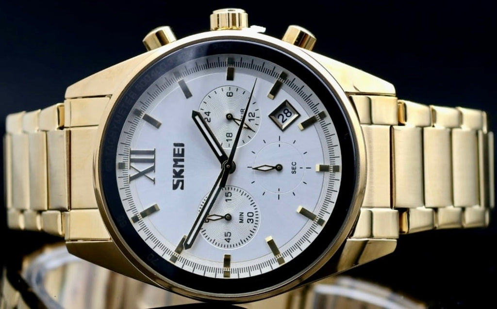 SKM - HERRENUHR - CHRONOGRAPH - GOLDFARBEN - DATUM - STOPPUHR - EDELSTAHL - 42MM2