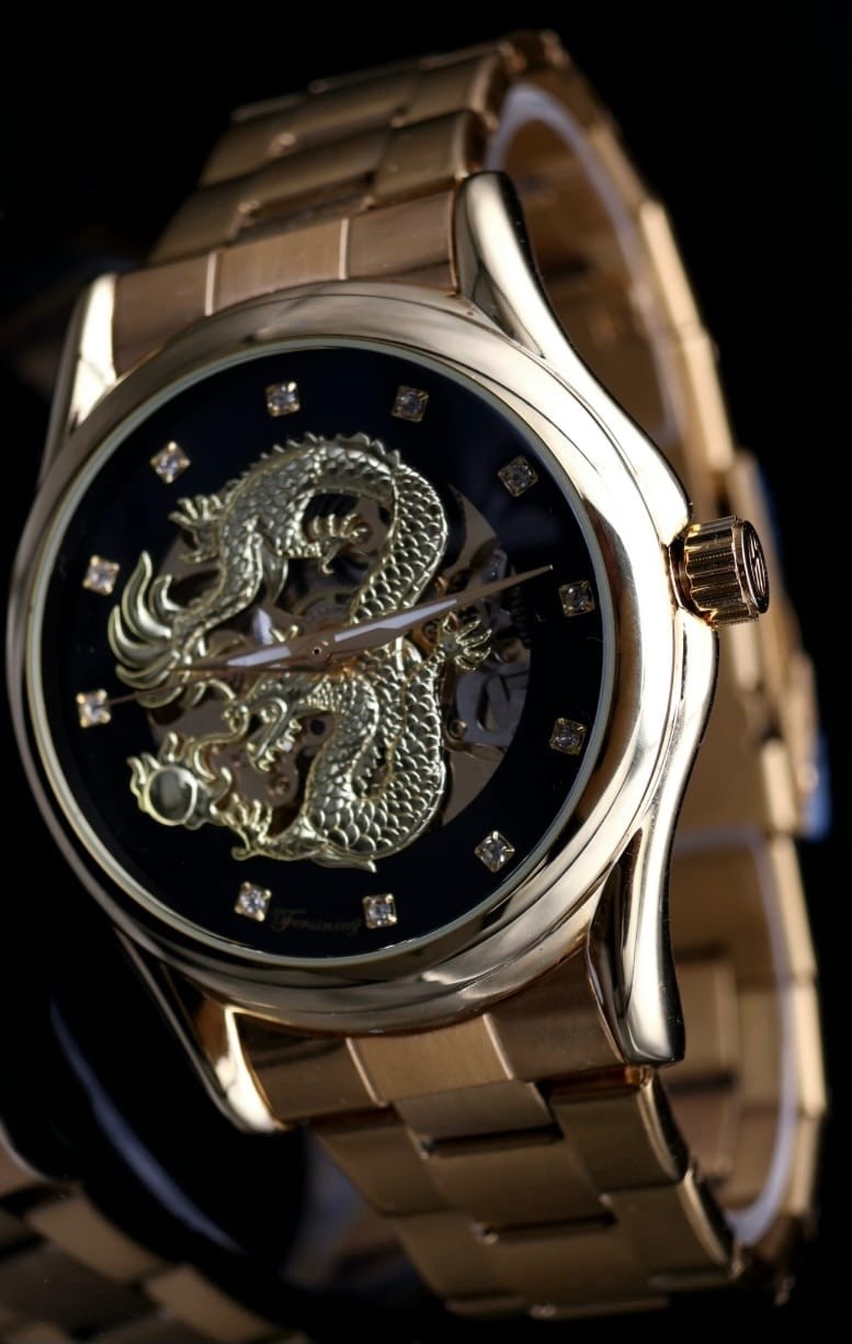 Mega Exklusive Herren Männer Automatik Uhr Schwarz Gold Farben im Drachenstyle1