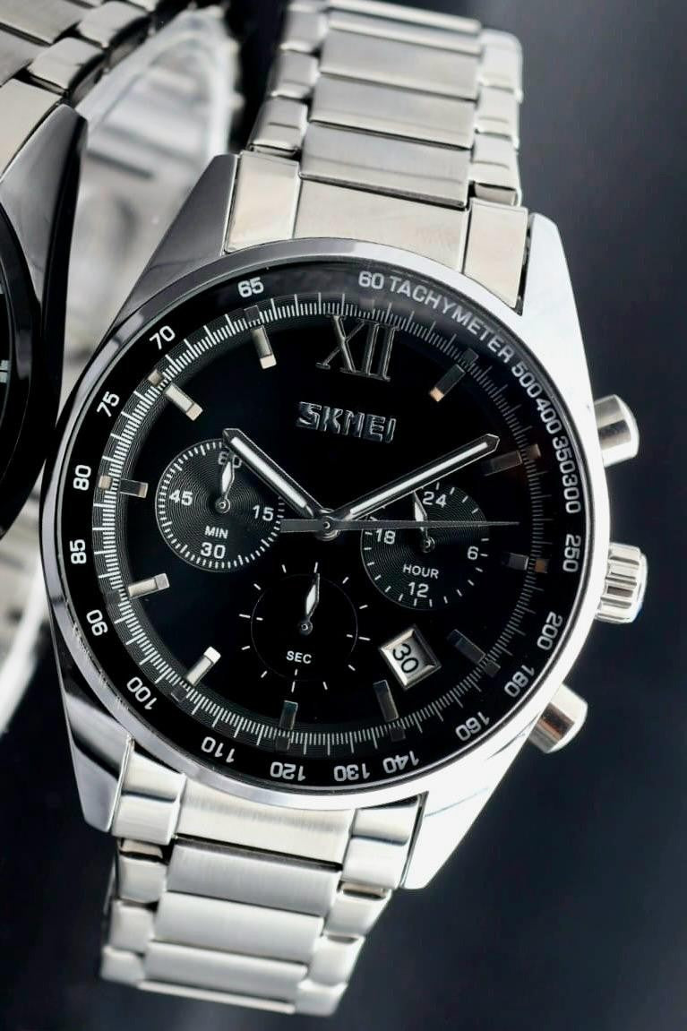 SKM - HERREN - UHR - CHRONOGRAPH - STOPPUHR - DATUMSANZEIGE - EDELSTAHL - 42MM0