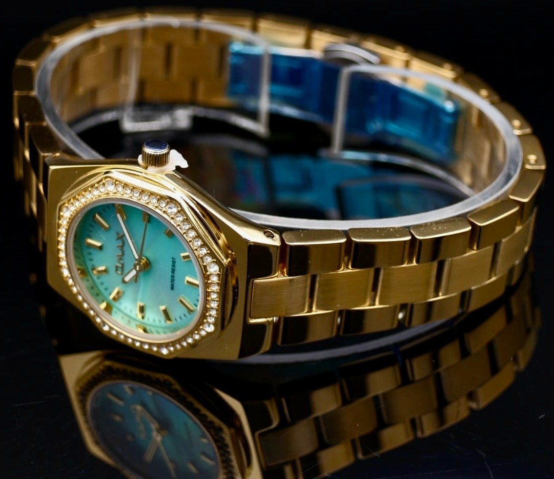 Edle Omax Damen Armband Uhr Gold Farben Damenuhr Strass IP Veredelt  NEU1