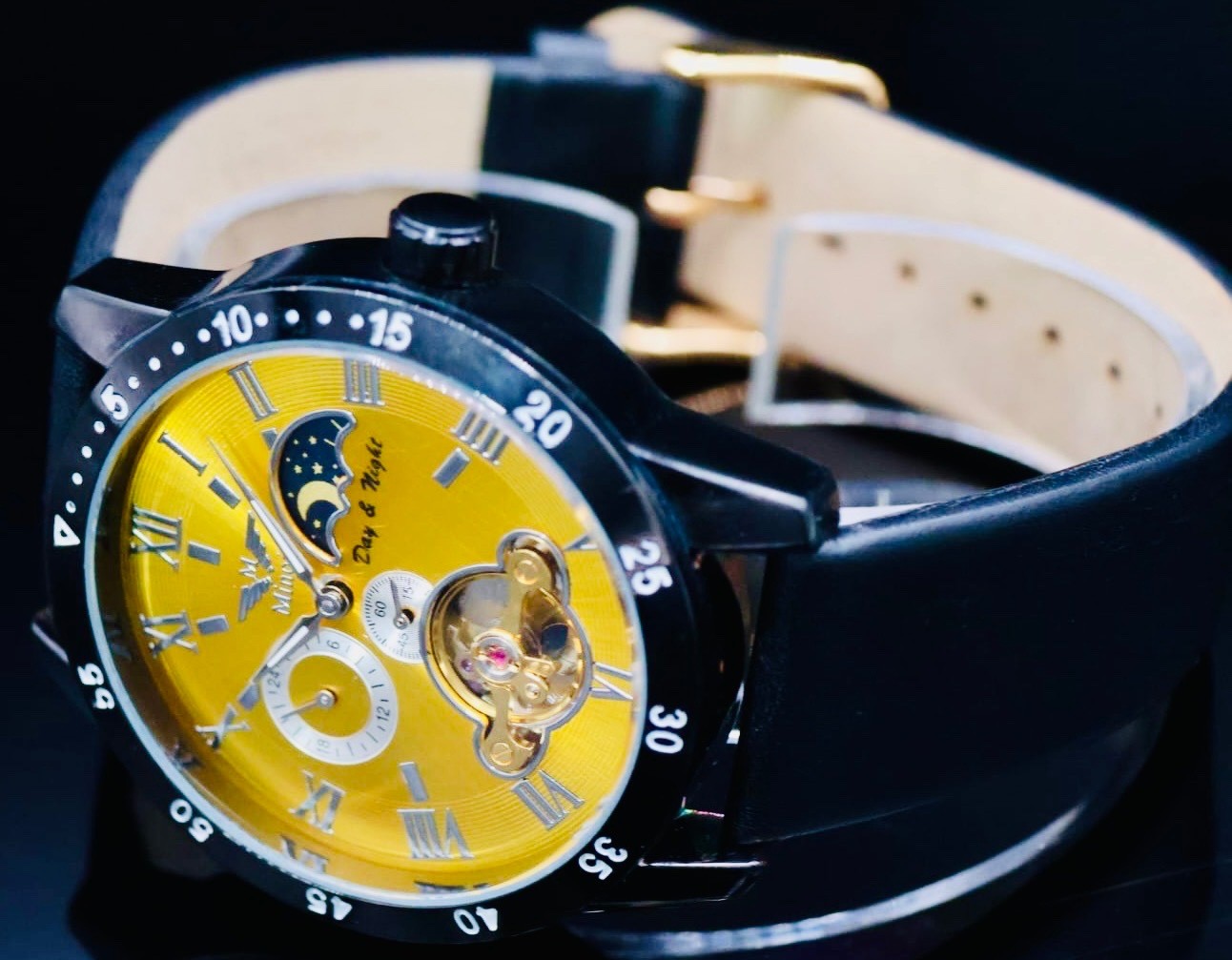 Minoir Herren Uhr Automatik Armbanduhr Geld Schwarz Farben Herrenuhr Lederband1