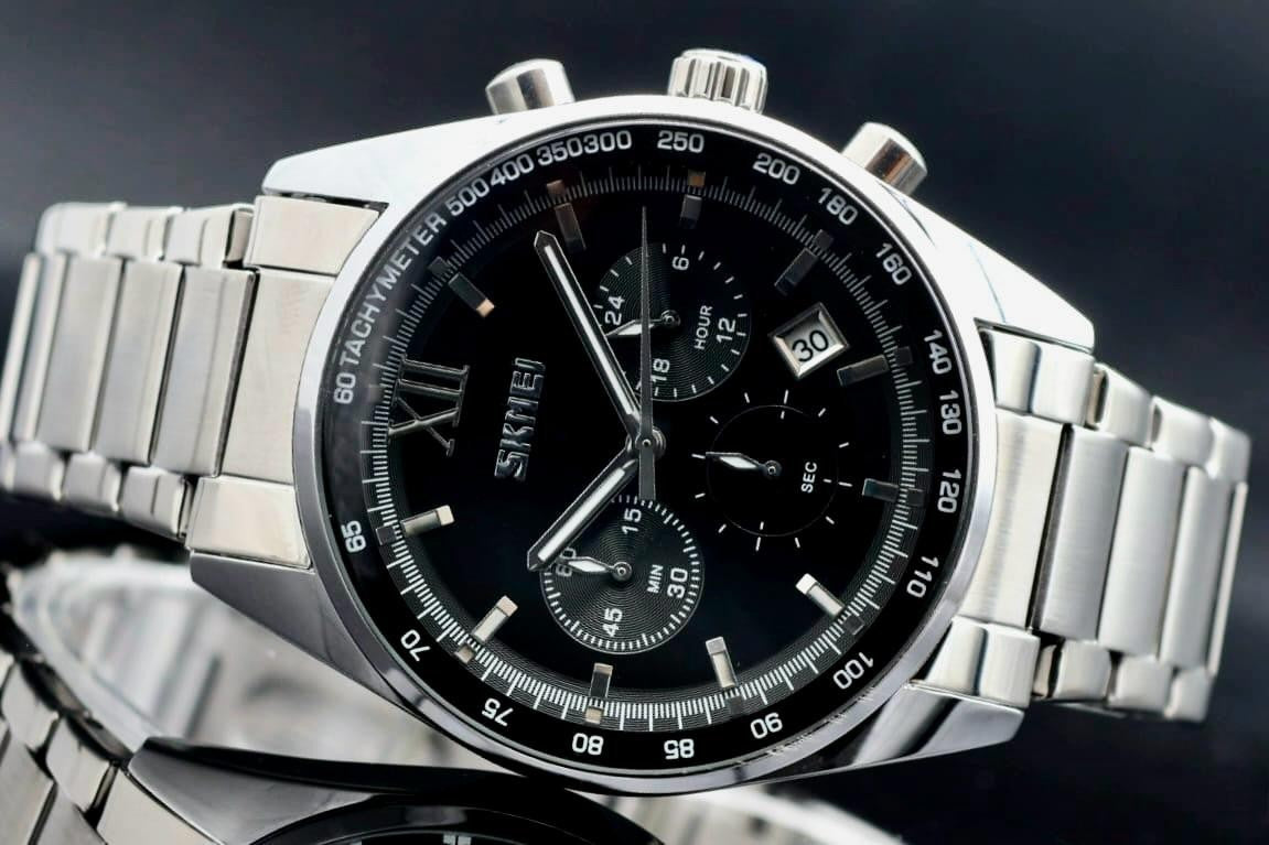 SKM - HERREN - UHR - CHRONOGRAPH - STOPPUHR - DATUMSANZEIGE - EDELSTAHL - 42MM1