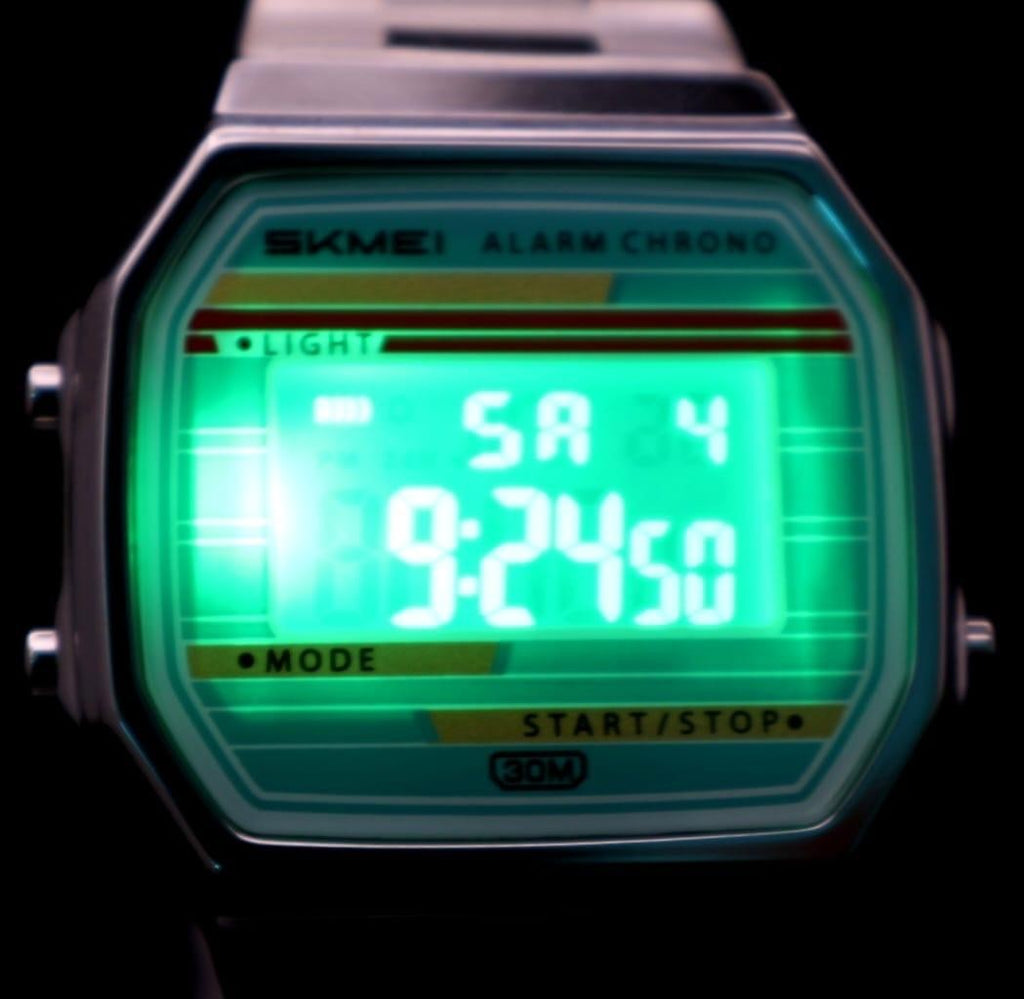Klassische Digital Herren Uhr Armbanduhr Stoppuhr Wecker Beleuchtung Edelstahl2