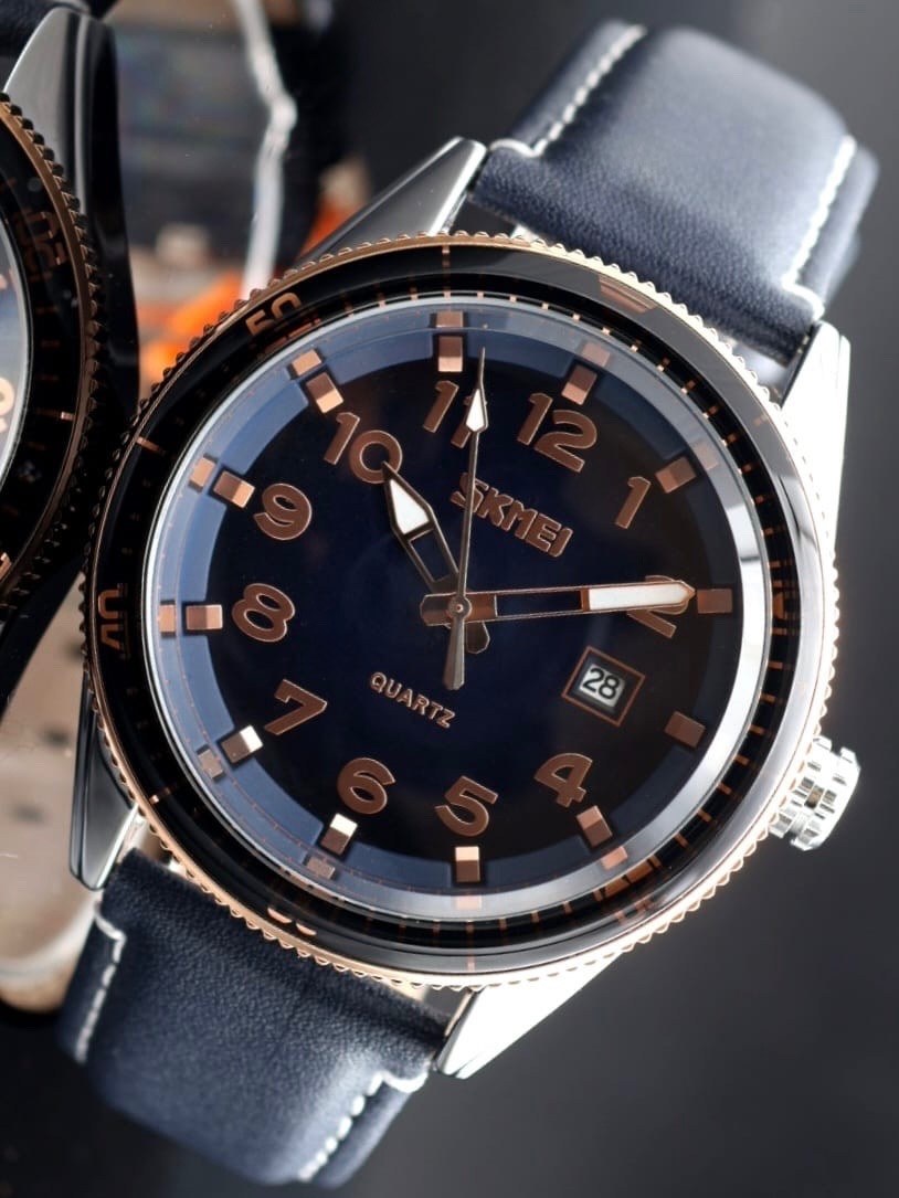 SKM Herrenuhr mit Datumsanzeige Lederarmband in Schwarz Quarzuhr 44MM Neu1