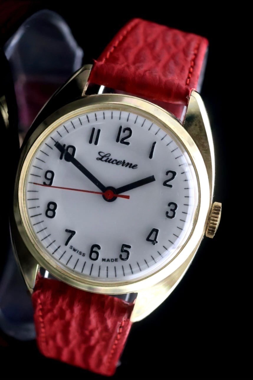 Lucerne Swiss Made Handaufzug Watch Armbanduhr Vintage Lagerfund Sammlerstück0