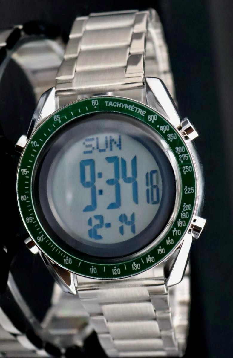 Klassische Digital Herren Männer Uhr Armbanduhr Grün Silber Farben 42mm NEU0