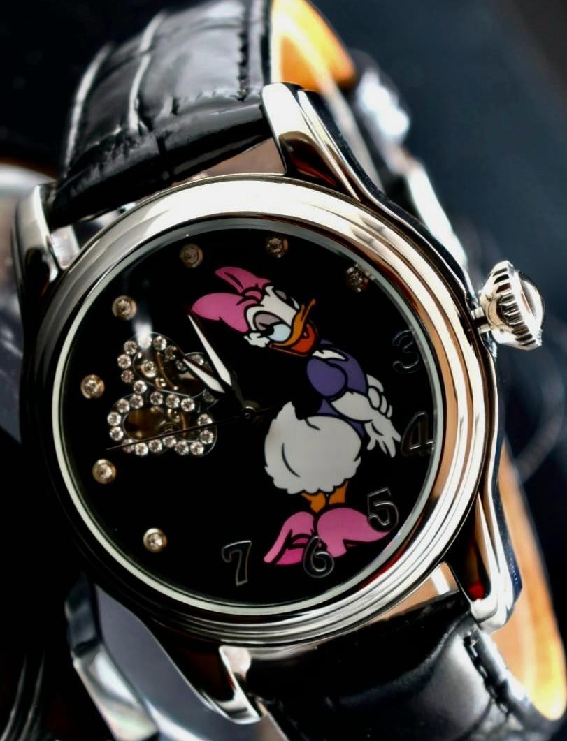Disney Automatik Uhr Lederband Limited Edition Daisy Sammlerstück Retro VINTAGE0