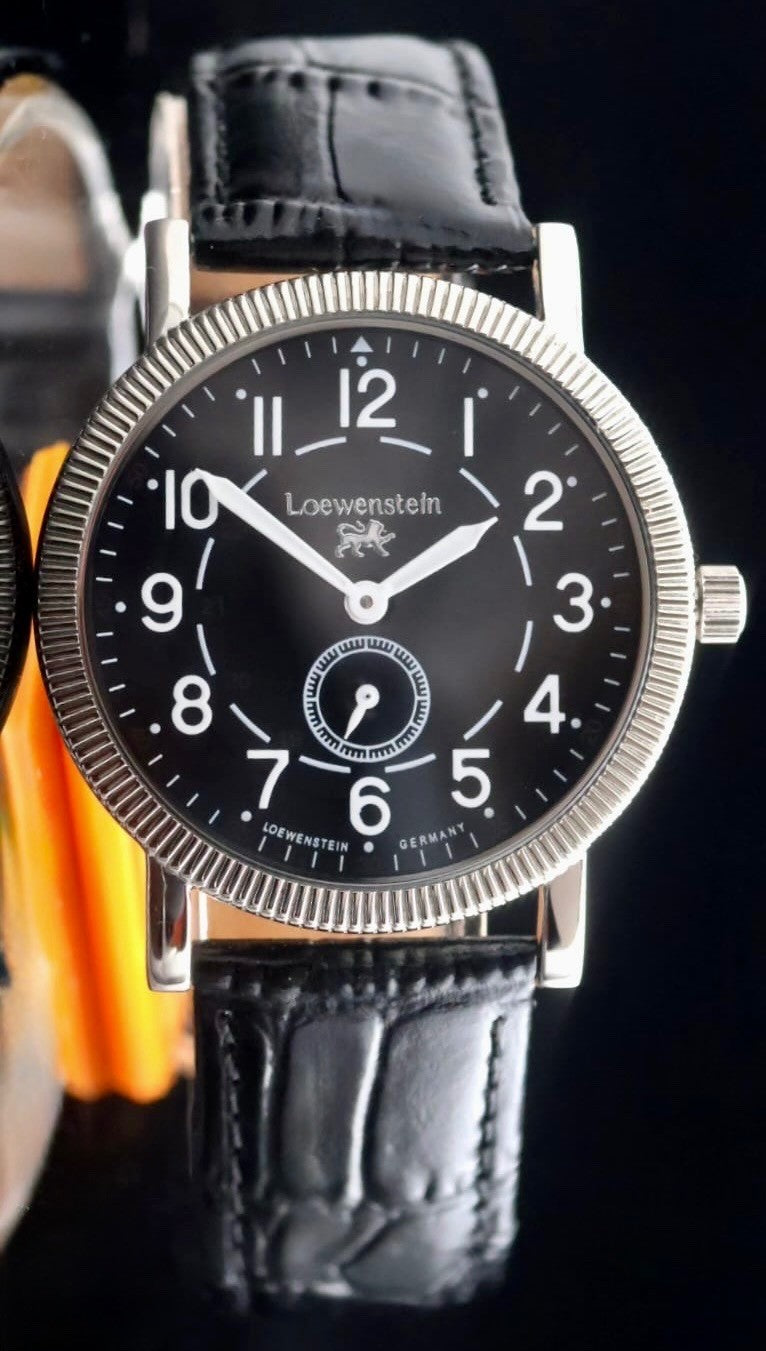 Löwenstein Vintage-Uhr Flaches Gehäuse Dezentrale Sekunde Limited Edition NOS0