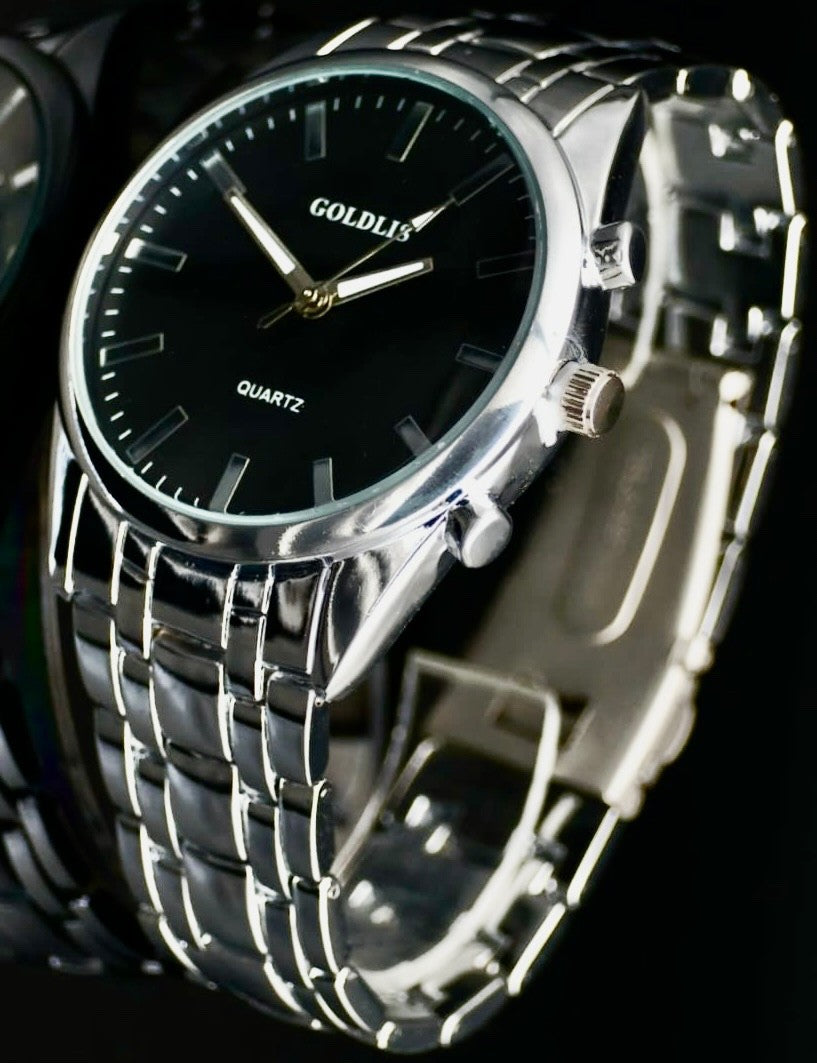 Herren Armband Männer Uhr Quarz Analog  Silber Schwarz Farben NEU1