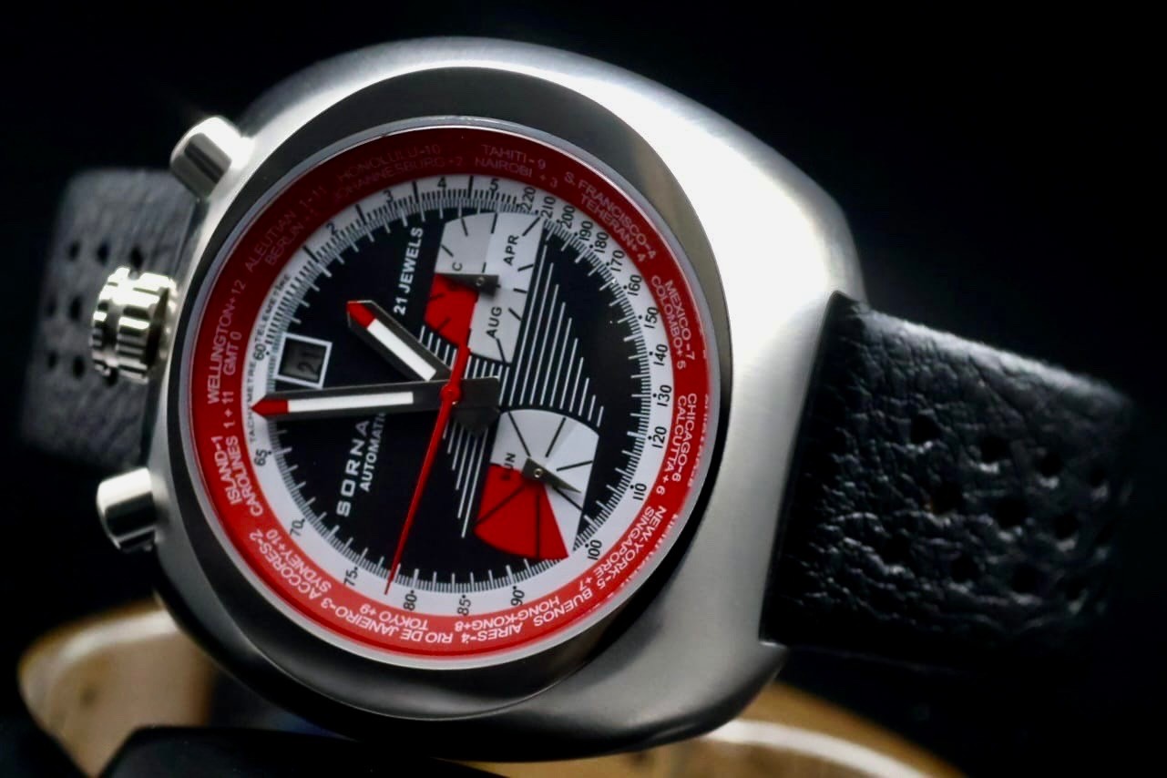 Sorna Herrenuhr Armband Automatik Uhr BULLHEAD NOS-STYLE Schwarz Rot Farben NEU2