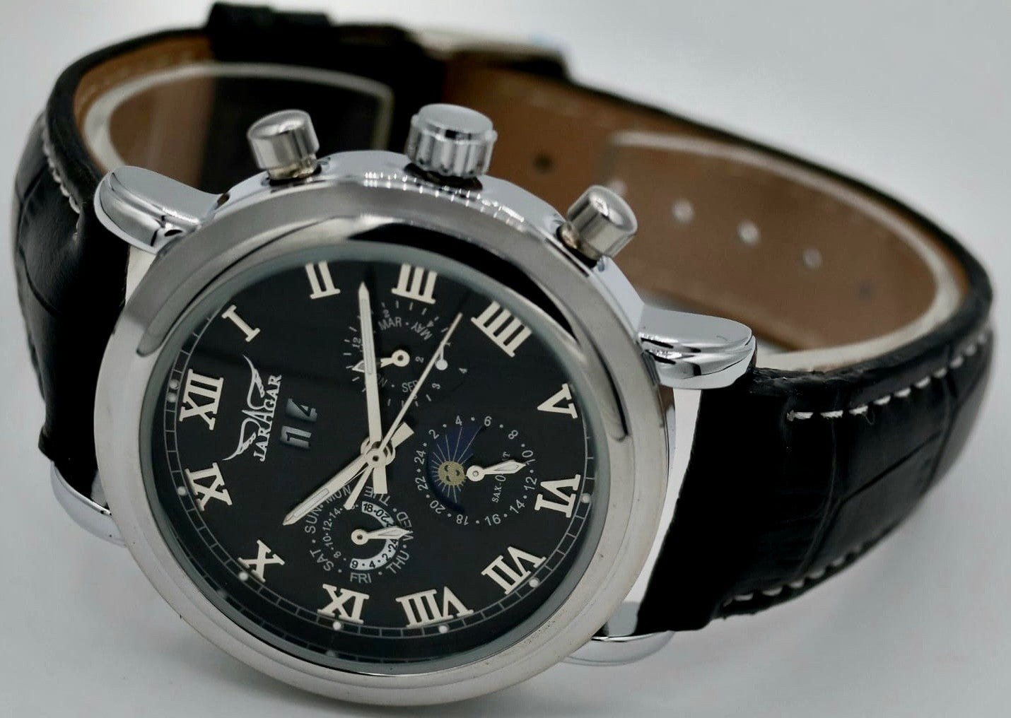 Klassische JARAGAR Herren Männer Armband Uhr Automatikuhr Silber Schwarz Farben0