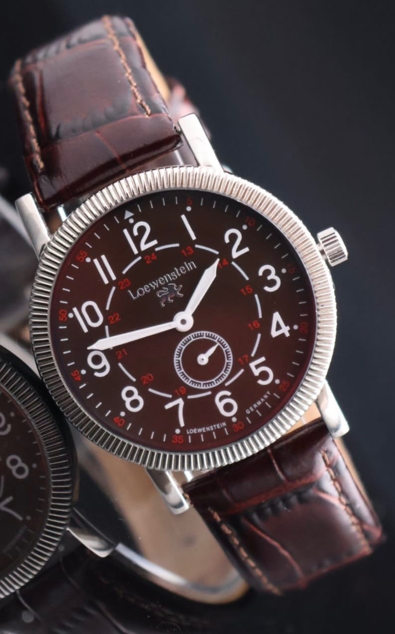 Löwenstein Vintage-Uhr Flaches Gehäuse Dezentrale Sekunde Limited Edition NOS1