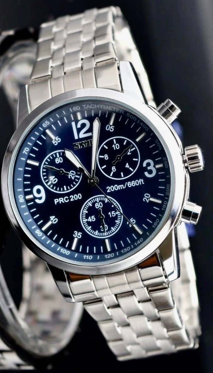 SKM Herren Männer Uhr Armbanduhr Blau Silber Farben Chrono Look Edelstahl 40mm0