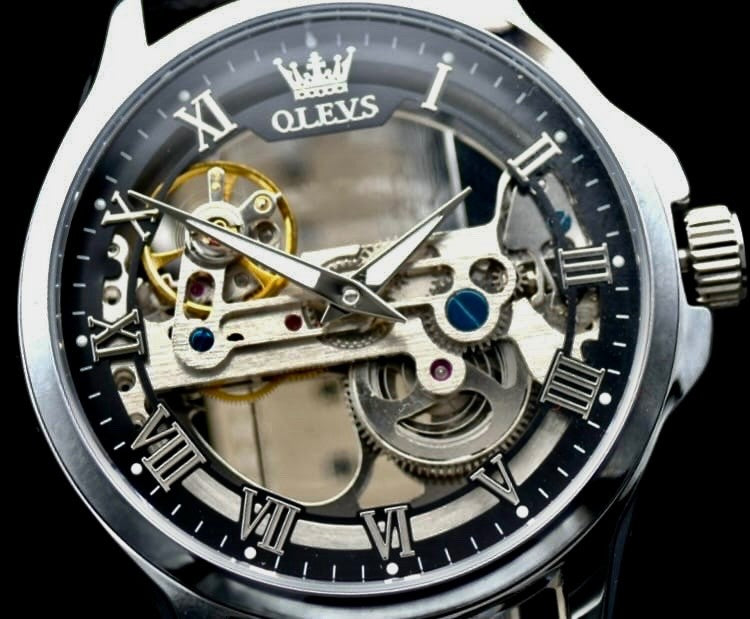 OLEVS Automatik Herren Uhr Herrenuhr Silber Schwarz Farben mit offenem Uhrwerk1