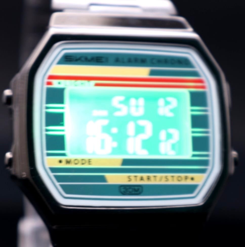 Klassische Digital Herren Uhr Armbanduhr Silber Stoppuhr Wecker Beleuchtung NEU2