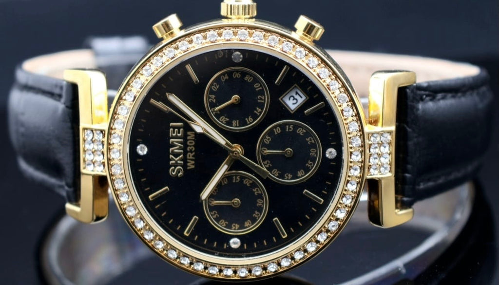 SKM - DAMENUHR - CHRONOGRAPH - STOPPUHR - DATUM - LEDER -  SCHWARZ - 38MM - NEU1