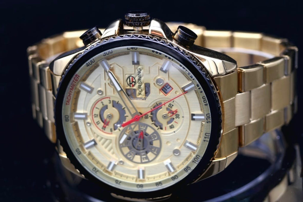 Exklusive Herren Männer Automatik Uhr Gold Farben sportliches Design Kalender1