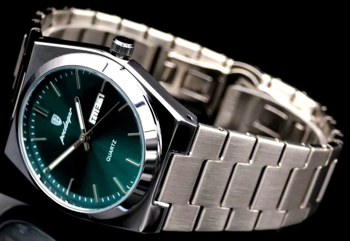 Schicke Herren Armband Uhr Grün Silber Farben Herrenuhr mit Tag/Datumsanzeige1