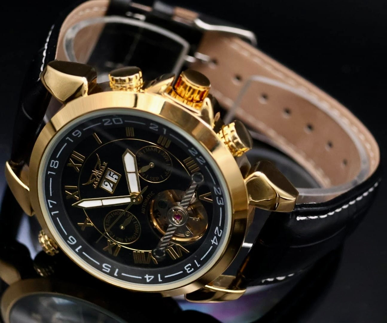 Klassische JARAGAR Herren Männer Armband Uhr Automatikuhr Gold Schwarz Farben1