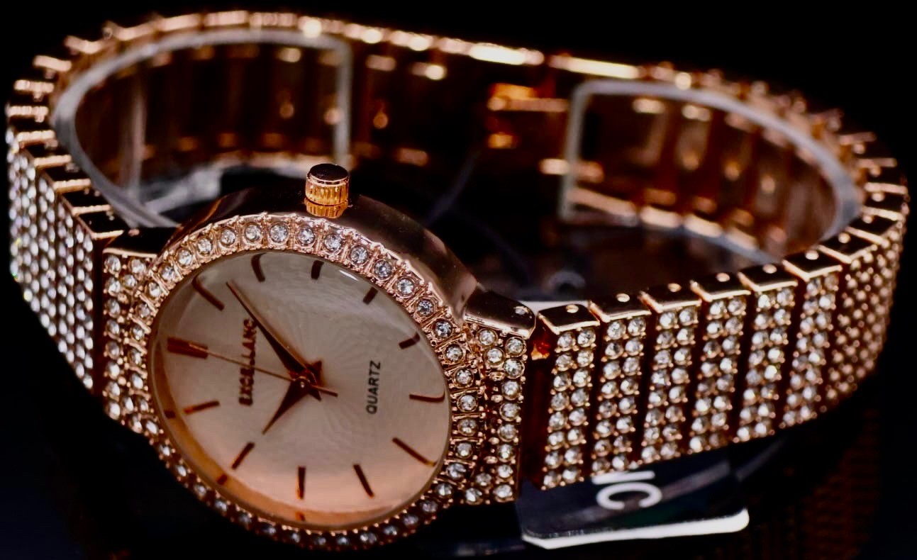 Excellanc Damen Frauen  Armband Uhr Rosé Farben Damenuhr Mineralglas Crystal1