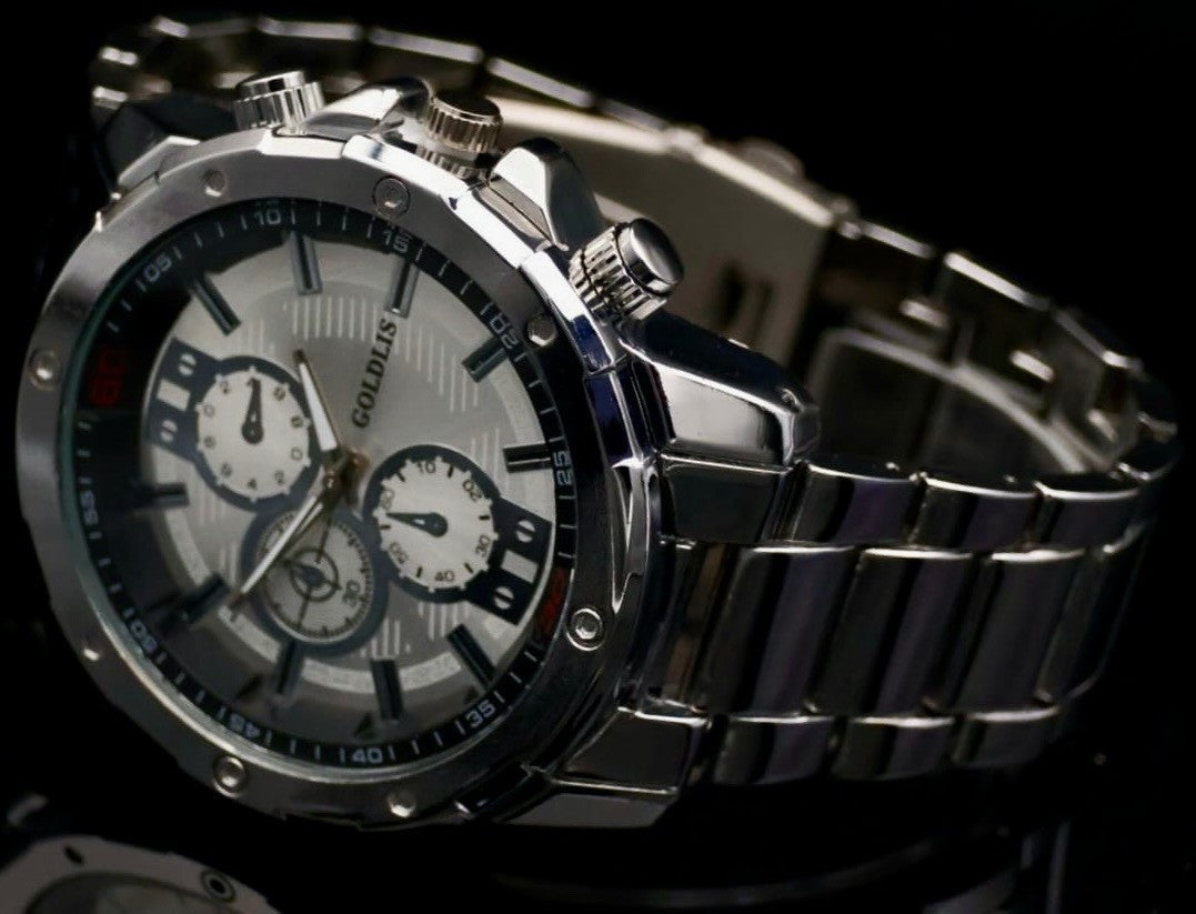 XL Herren Armband Männer Uhr  Schwarz Silber Farben Chrono Look Quarz *NEU * 781