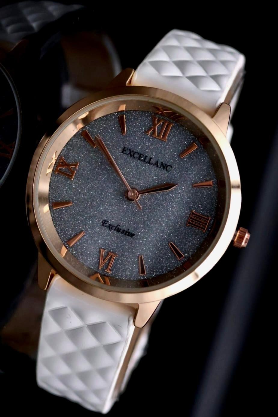 Excellanc Damen Frauen Armband Uhr Roségold Weiß Damenuhr Strass Slim0