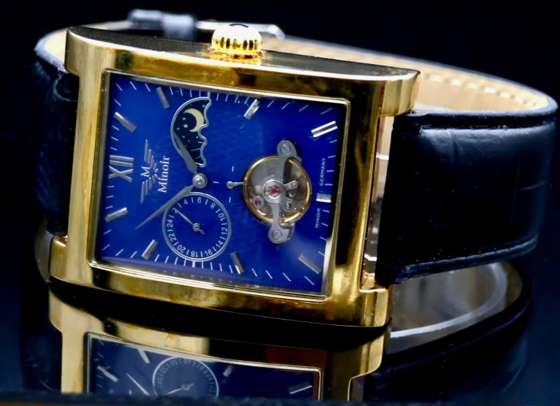 Klassische Herren Uhr Automatikuhr Armbanduhr Minoir Lederband B-WARE * 740