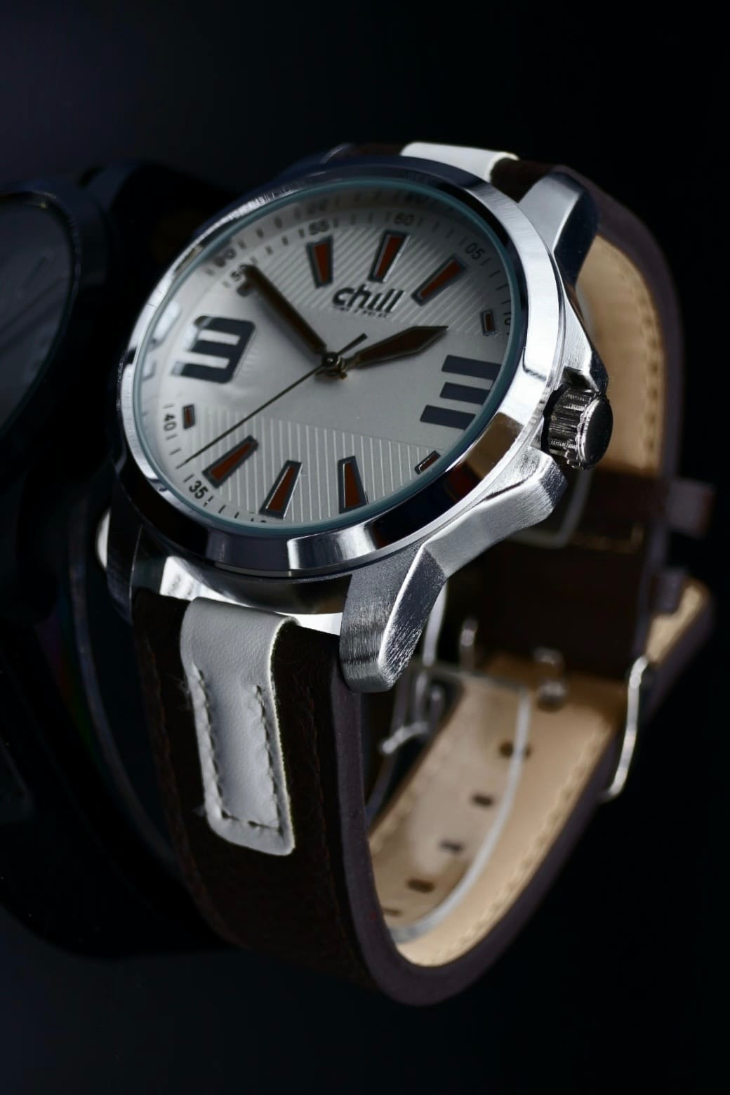 Mega Chill Herren Männer Armband Uhr Weiß Silber Farben Herrenuhr Mineralglas1