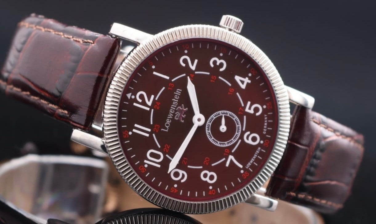 Löwenstein Vintage-Uhr Flaches Gehäuse Dezentrale Sekunde Limited Edition NOS0