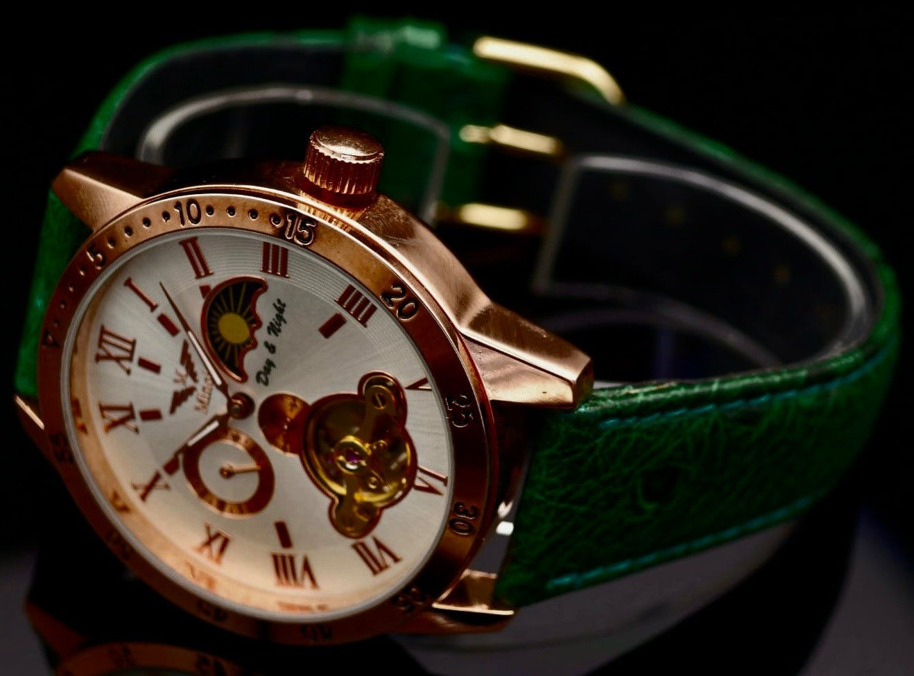 Minoir Automatik Herren Armbanduhr Modern mechanisch mit Glasboden Weiß Grün1