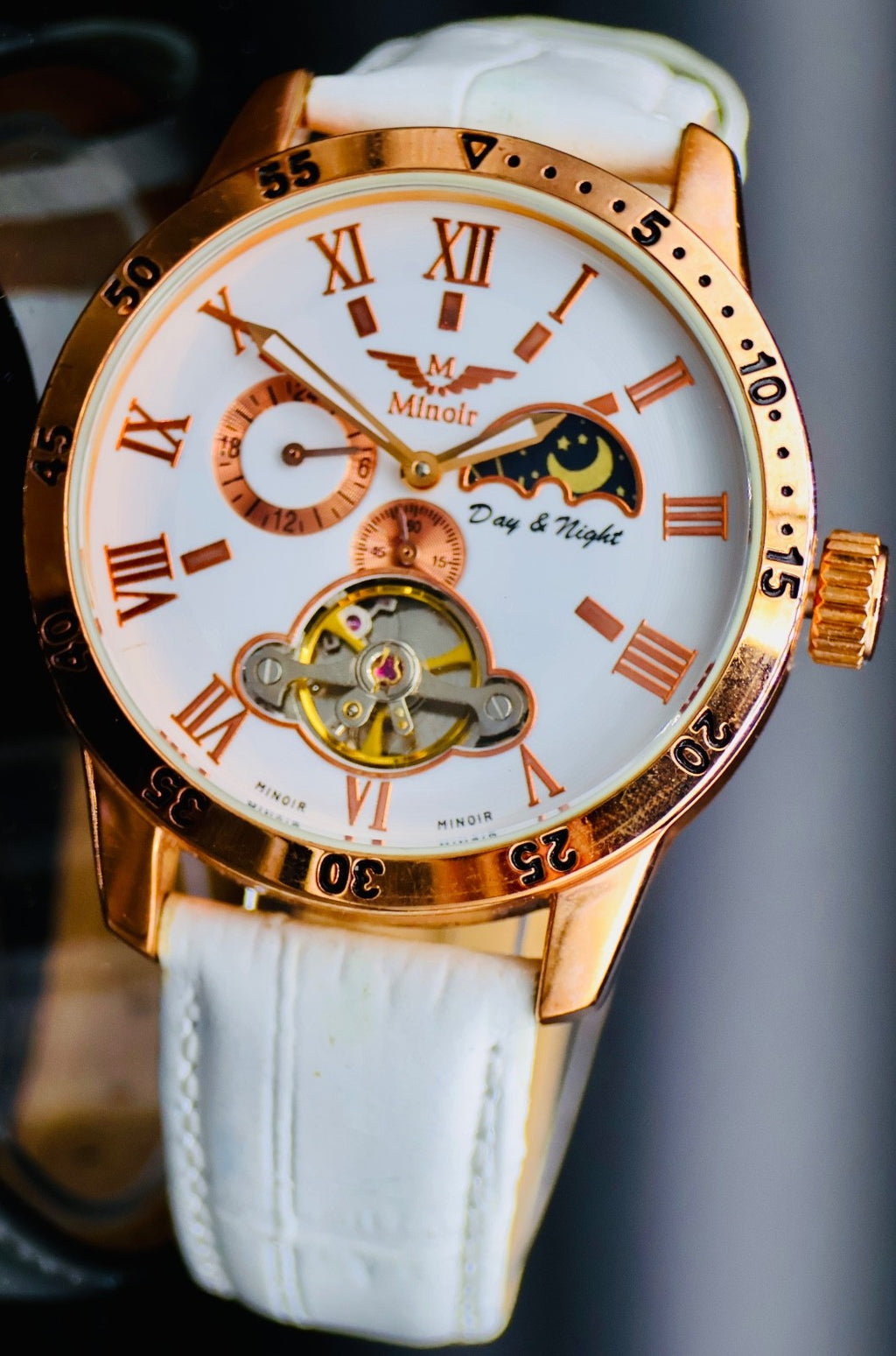 Mega Edle Herren Uhr Automatik Armbanduhr Minoir Herrenuhr mit Lederband in Weiß0