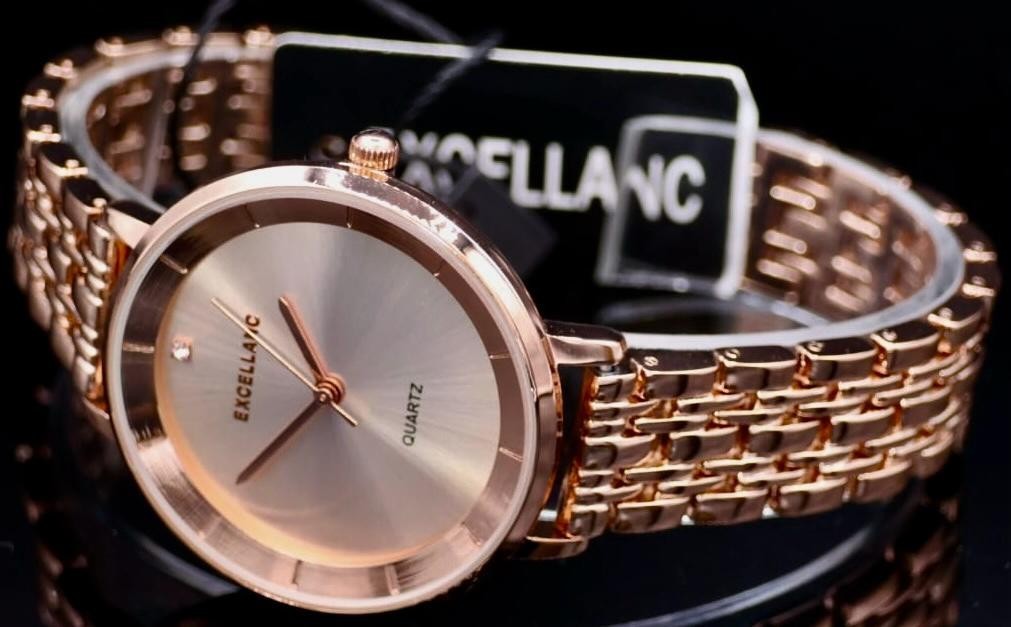 Schicke Excellanc Damen Armband Uhr Rosé Farben Damenuhr Mineralglas Strass 81