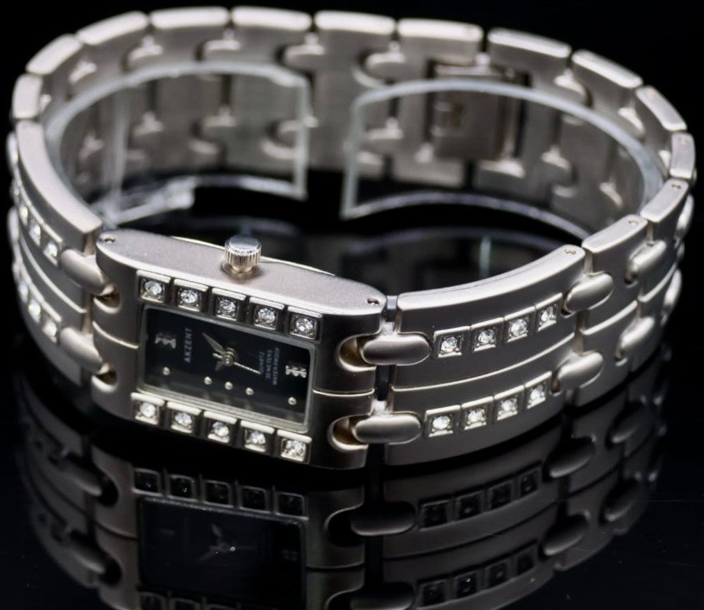 Akzent Elegante Damen Armband Uhr Schwarz Silber Farben Damenuhr Strass0