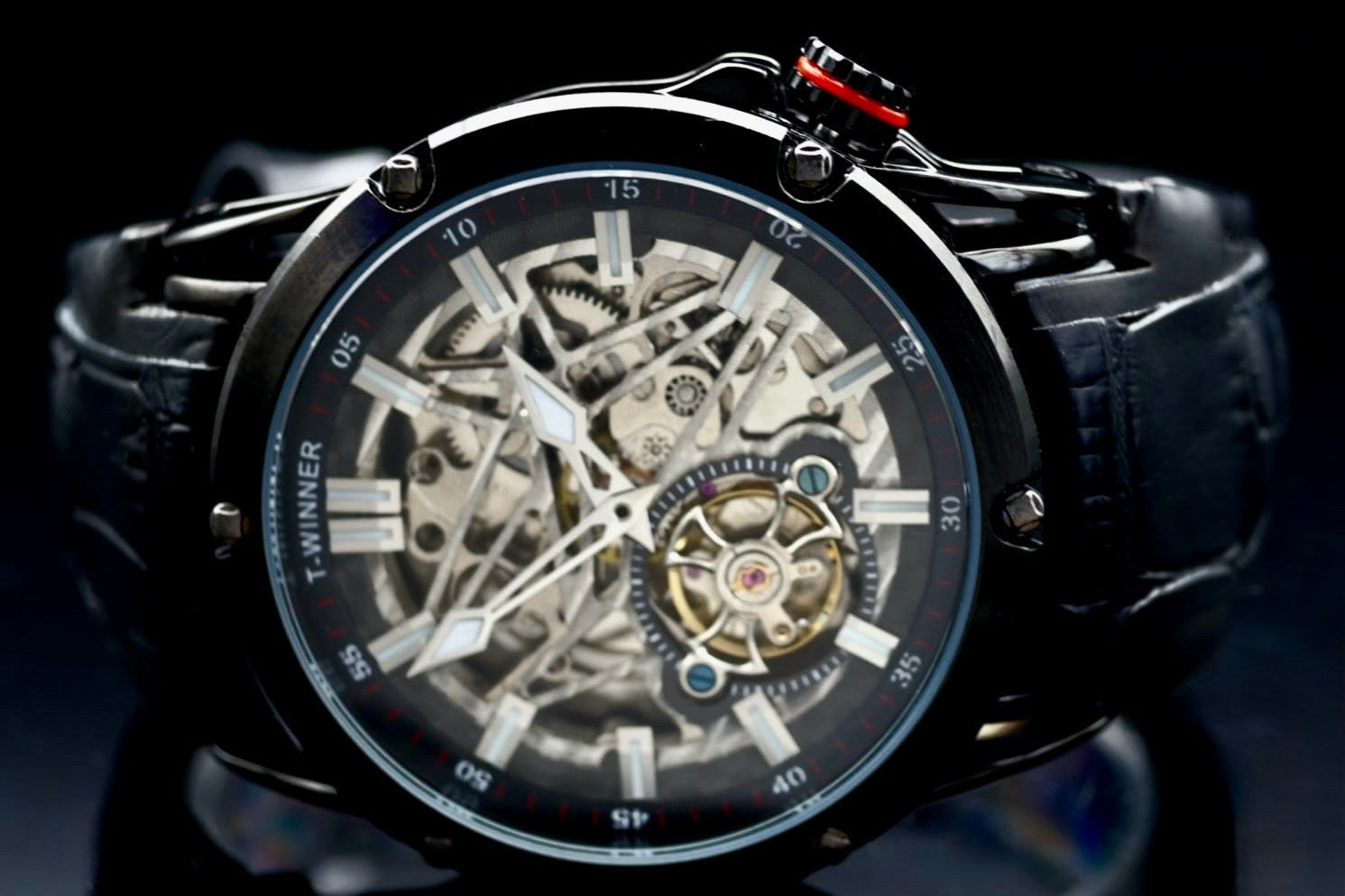 T-WINNER Herren Automatikuhr Sport Design Schwarz Skelett Uhr Lederarmband1