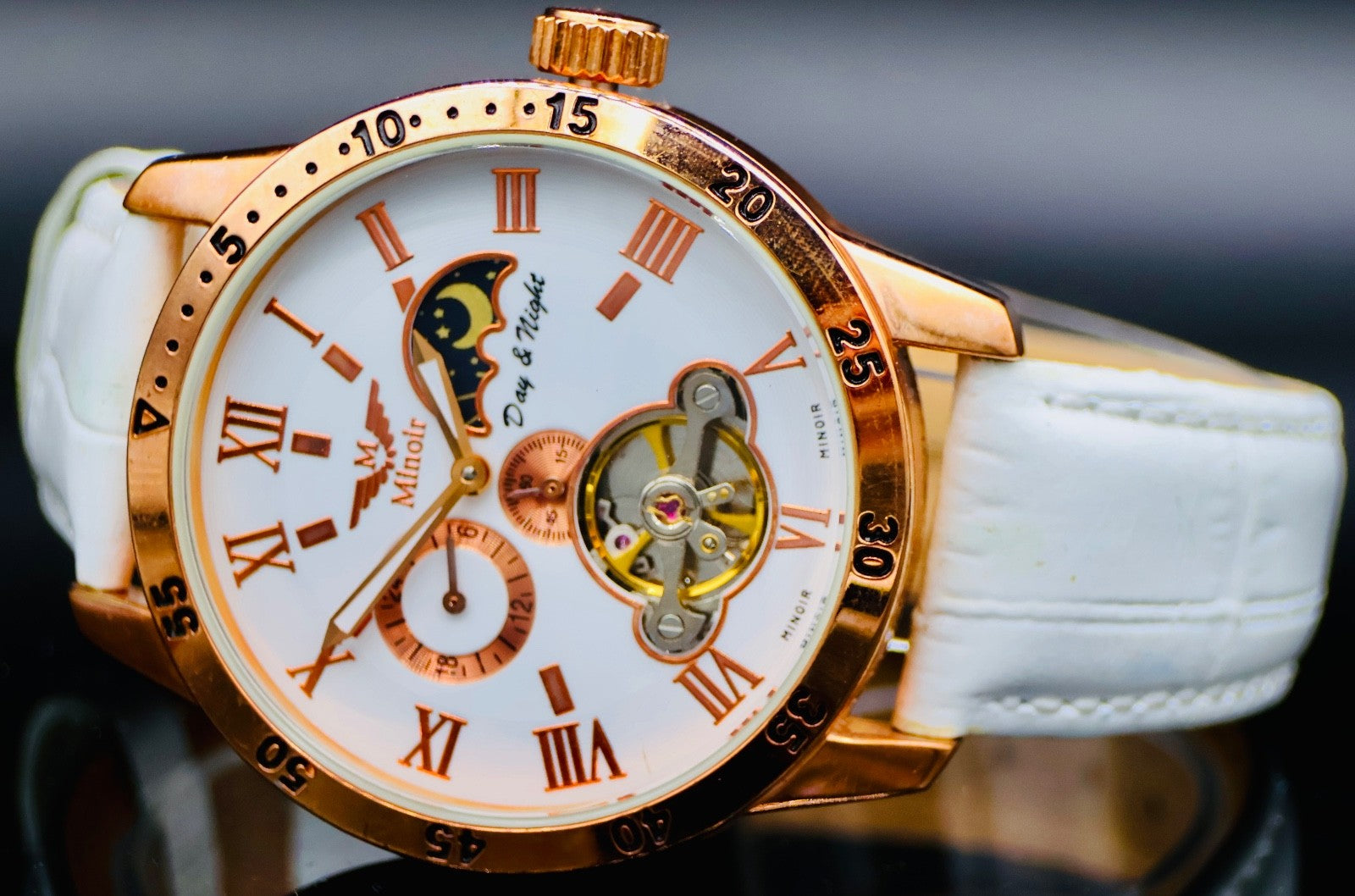 Mega Edle Herren Uhr Automatik Armbanduhr Minoir Herrenuhr mit Lederband in Weiß1