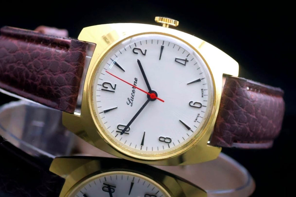 Lucerne Swiss Made Handaufzug Watch Armbanduhr Vintage Sammlerstück1