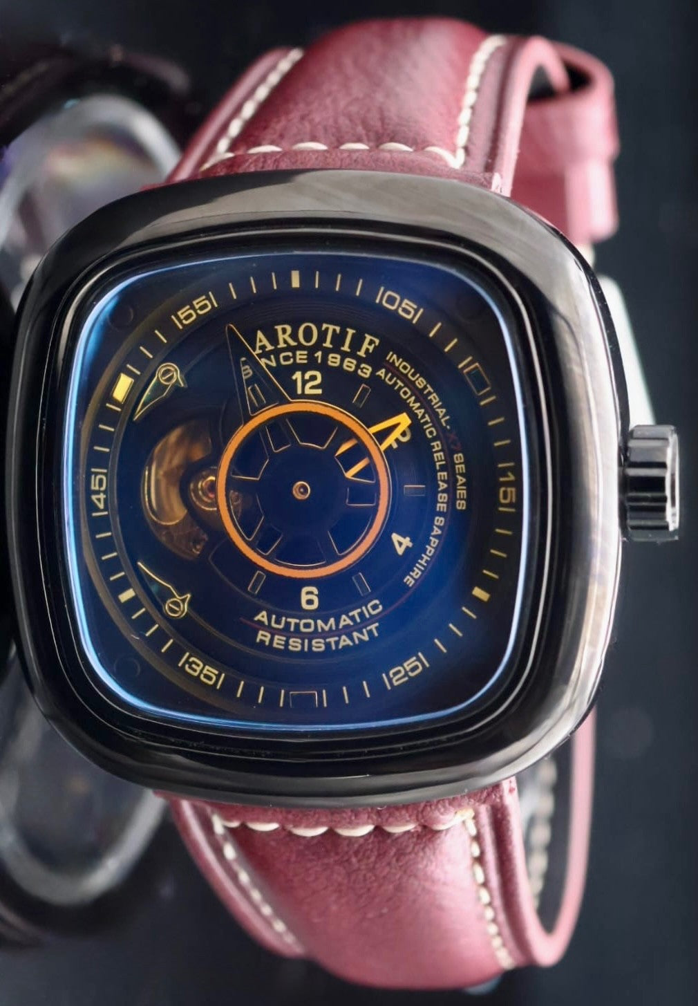 CAROTIF - AUTOMATIK - WATCH - OFFENE UNRUH - SCHWARZ- ROT - LEDER - NEU0