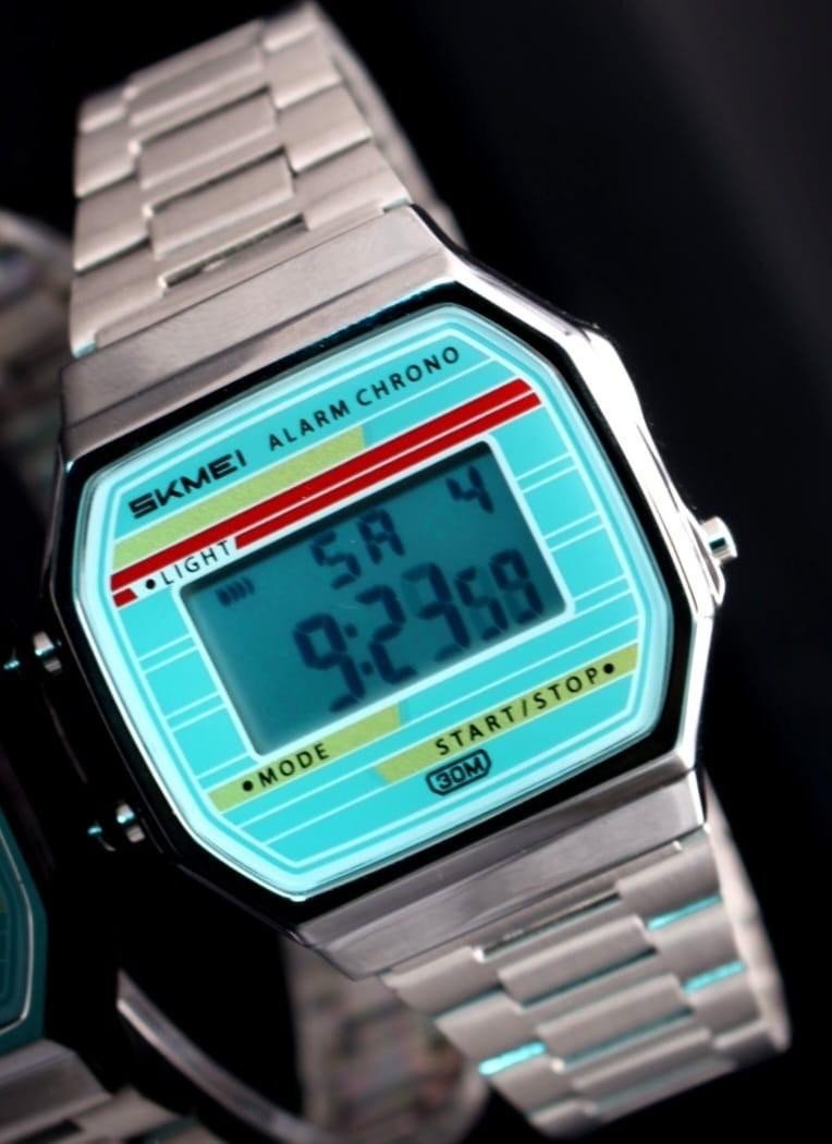 Klassische Digital Herren Uhr Armbanduhr Stoppuhr Wecker Beleuchtung Edelstahl0