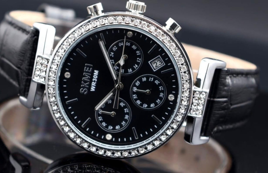 SKM - DAMENUHR - CHRONOGRAPH - STOPPUHR - DATUM - LEDER - 38MM - NEU1