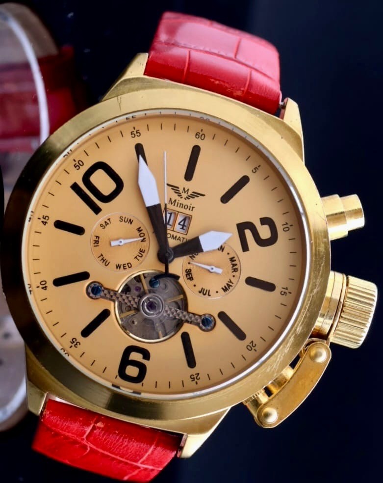 XL Minoir Automatik Herrenuhr mit rotem Lederband Kalender Datumsanzeige B Ware0