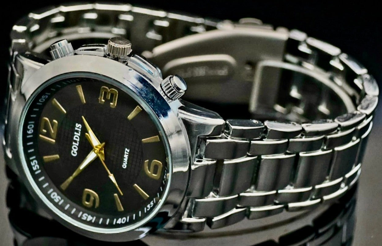 Herren Armband Männer Uhr Quarz Analog  Silber Farben **1